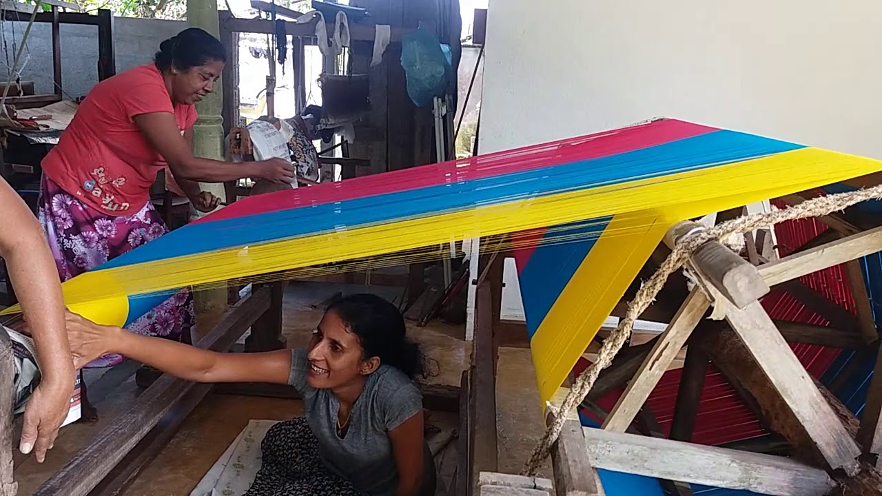 Handloom Product Manufacturing in Sri Lanka – DHD Handloom – Arts and